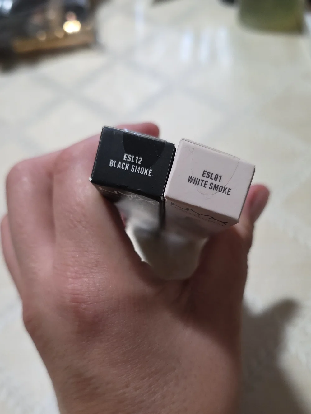 SET (2) NYX Epic Smoke Liners Black & White